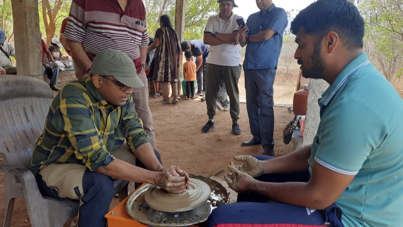 We also inaugurated the pottery wheel with a first workshop led by Ravi Varma.