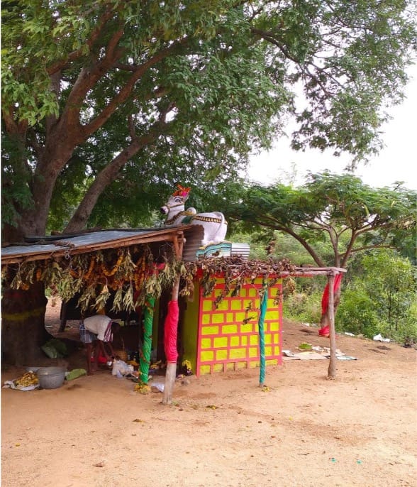 ದೇವಸ್ಥಾನ ಟ್ರೇಲ್